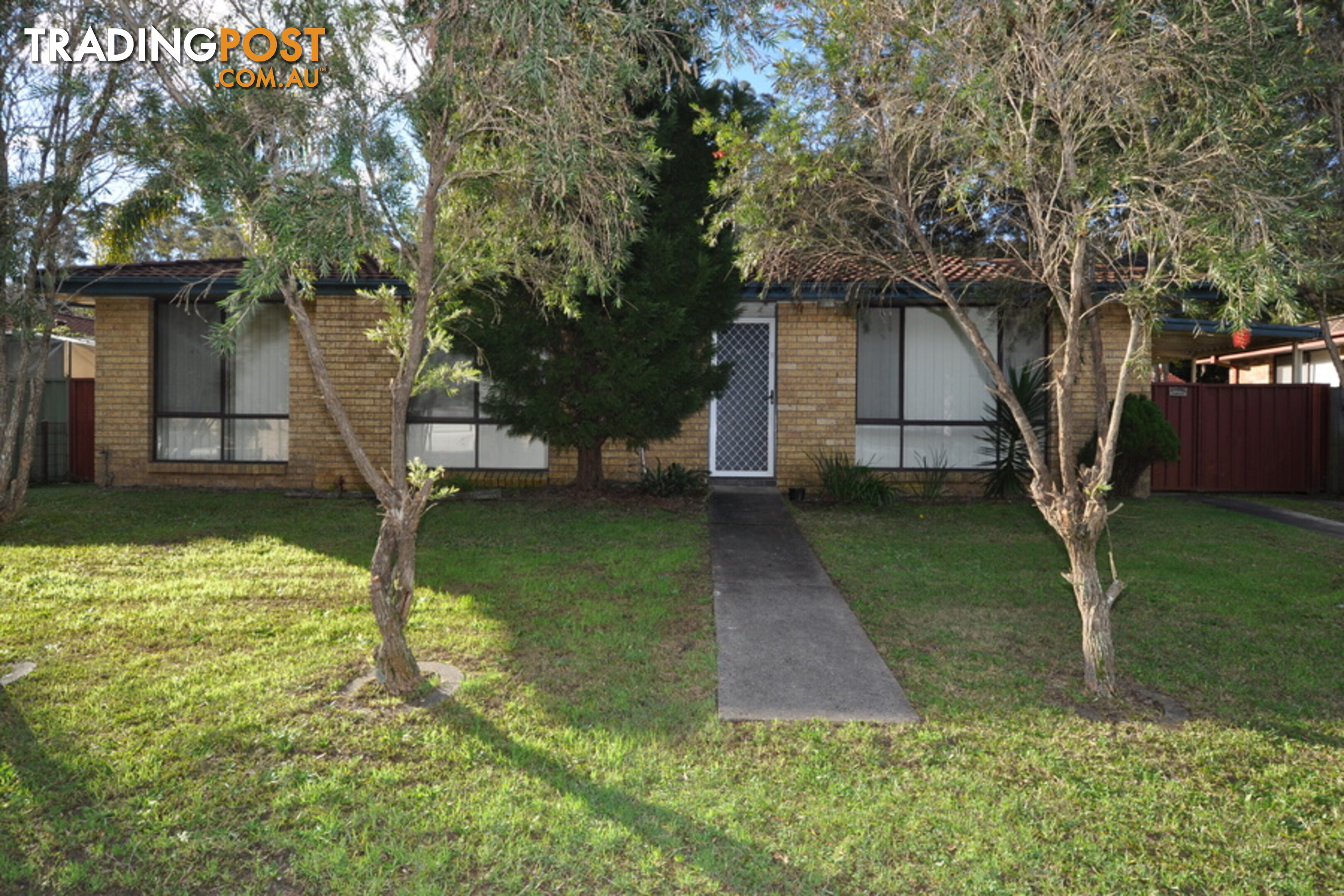 13 Roselands Avenue WYOMING NSW 2250