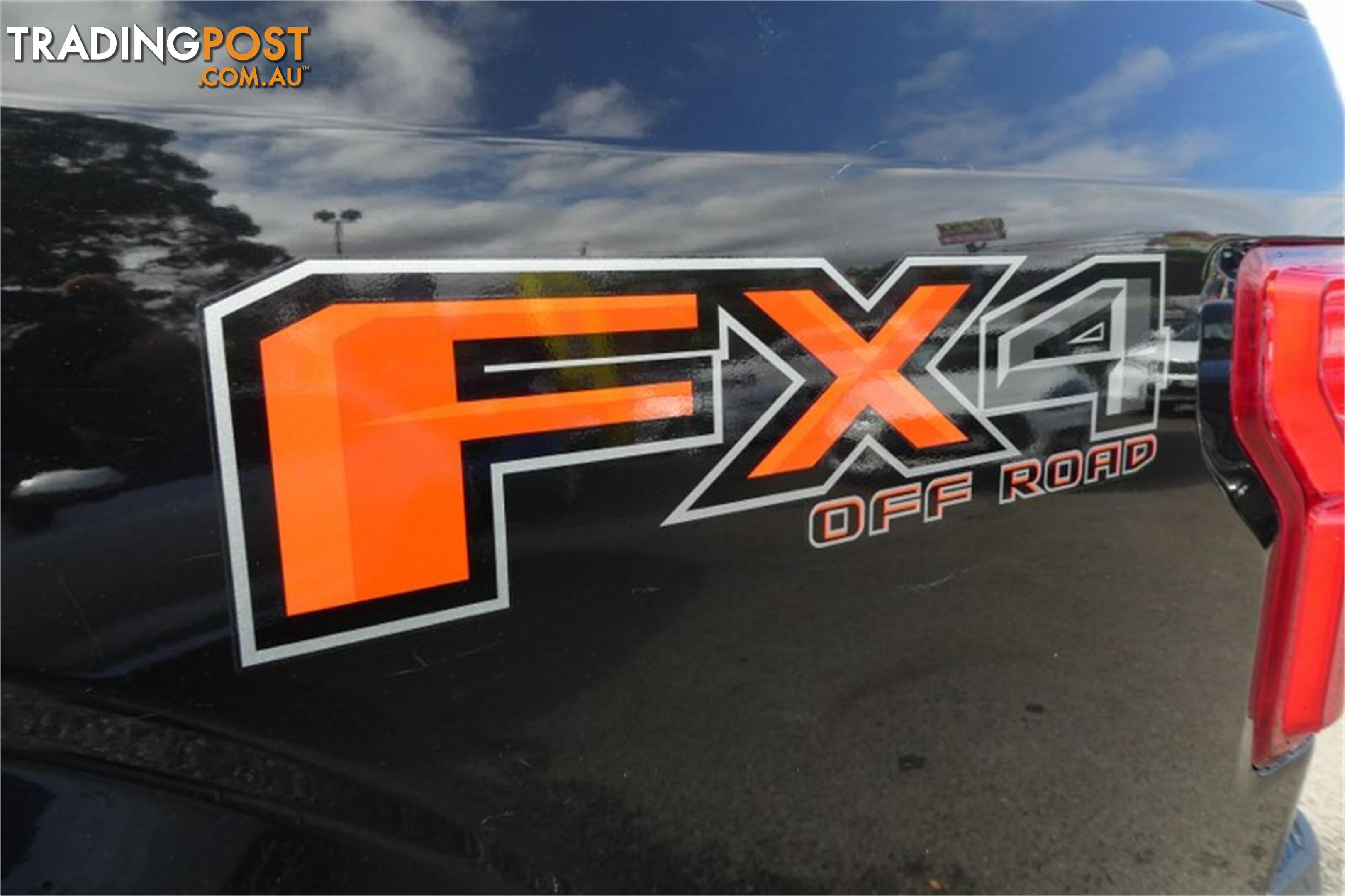 2019 FORD F150 5.0LTR LARIAT 4X4 FX4 DUAL CAB UTILITY