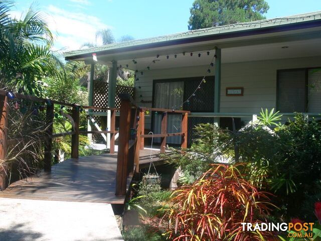 11 Carefree Street COOCHIEMUDLO ISLAND QLD 4184