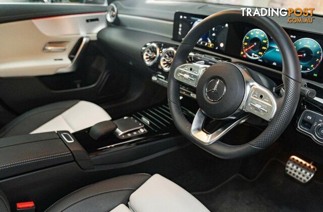 2022 MERCEDES-BENZ CLA-CLASS CLA200 COUPE - photo 2 of 26