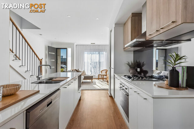 87 Troubridge Drive WEST LAKES SA 5021 - photo 4 of 12