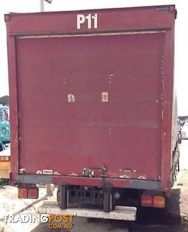 Nissan UD MK175 07/04 Curtainsider Day Cab - photo 4 of 6
