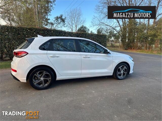 2022 HYUNDAI I30  PD V4MY22 5D HATCHBACK