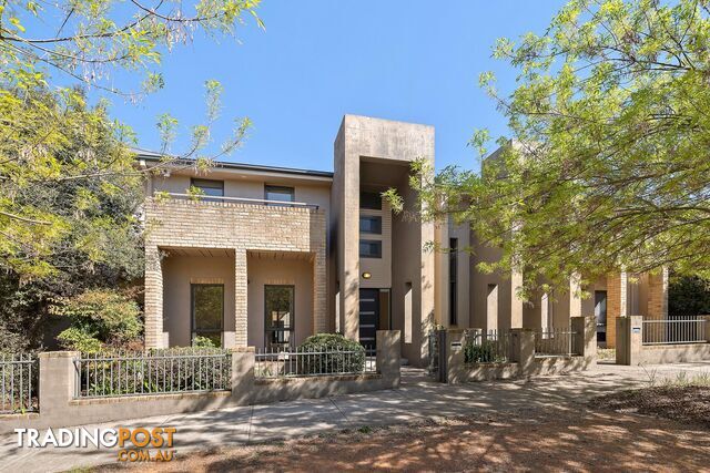 8 Devlin Street GUNGAHLIN ACT 2912
