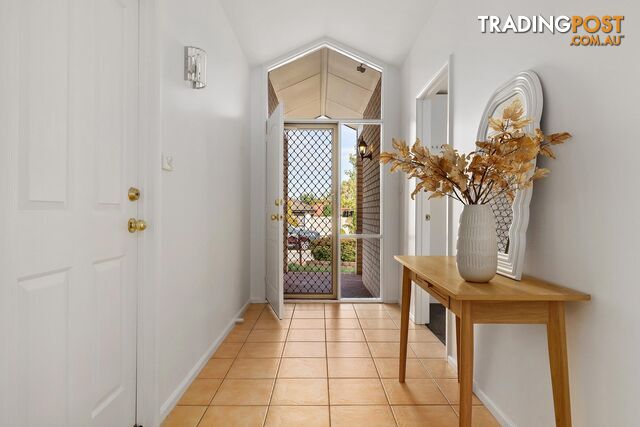 22 Dulverton Street AMAROO ACT 2914 - photo 2 of 18