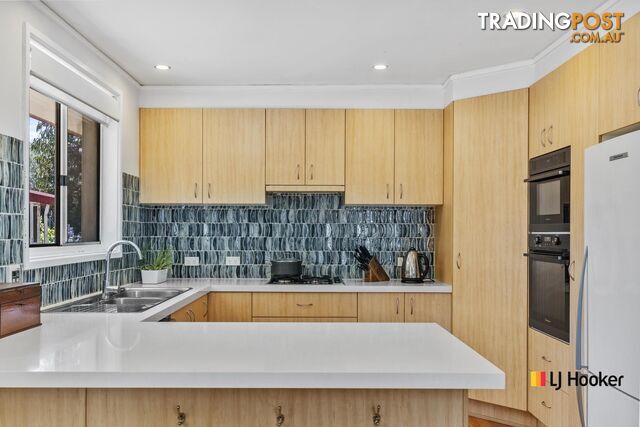 8 Brooke Place WANNIASSA ACT 2903 - photo 5 of 14
