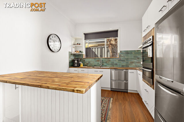 1/23 Mckeahnie Street CRESTWOOD NSW 2620 - photo 3 of 16