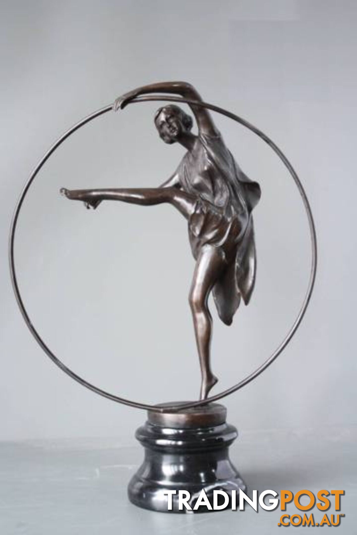 Circus Art Sculpture Statue Girl