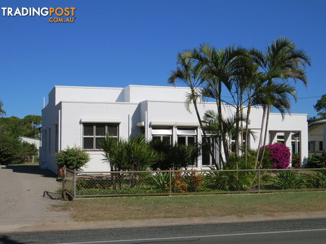 15 Golf Links Road Bowen QLD 4805