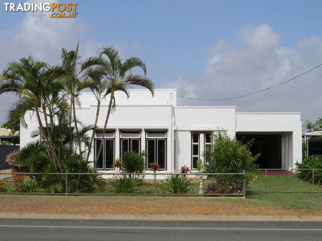 15 Golf Links Road Bowen QLD 4805