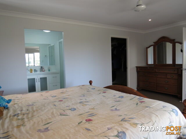 6 Howard Street Bowen QLD 4805