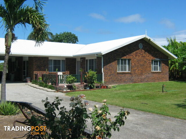 33 Brighton Road Bowen QLD 4805