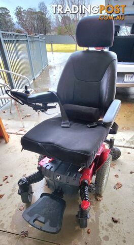 Powered wheelchair