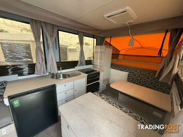 2018 JAYCO SWAN OUTBACK - photo 5 of 16