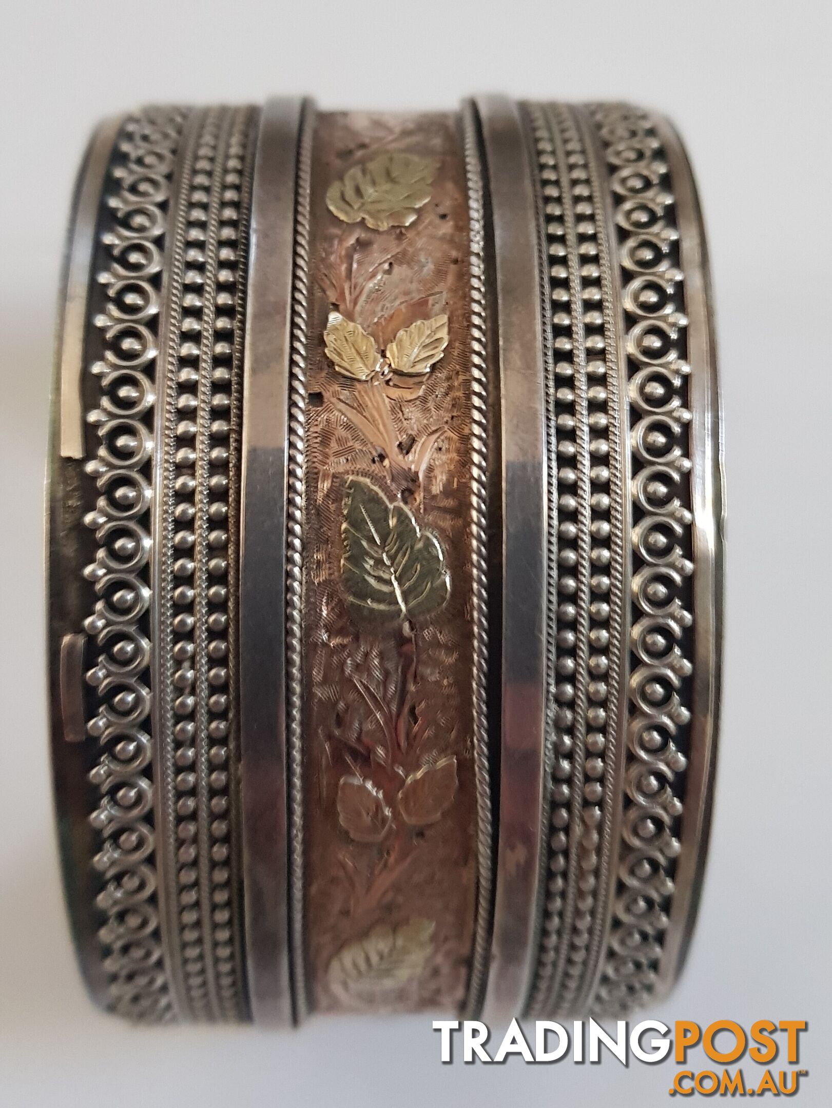 Antique (Victorian) Womens Bangle