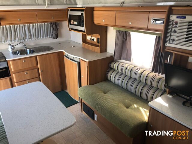 VY-ITEM PB-4 COL-LG-6 COL-XL-4 2DF45244F09369E16EA3F9117CA45157 CONCEPT ASCOT AUTOMATIC CARAVAN  2006 4-SEATS - photo 5 of 8