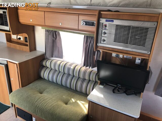 VY-ITEM PB-4 COL-LG-6 COL-XL-4 2DF45244F09369E16EA3F9117CA45157 CONCEPT ASCOT AUTOMATIC CARAVAN  2006 4-SEATS - photo 4 of 8