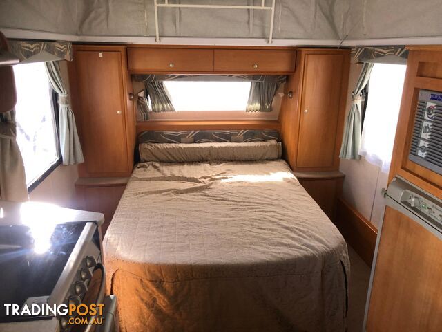 VY-ITEM PB-4 COL-LG-6 COL-XL-4 2DF45244F09369E16EA3F9117CA45157 EMPIRE SIESTA AUTOMATIC CARAVAN 2003 5-SEATS - photo 3 of 9
