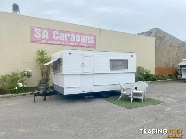 1975 PRATTLINE LOWTOW CARAVAN