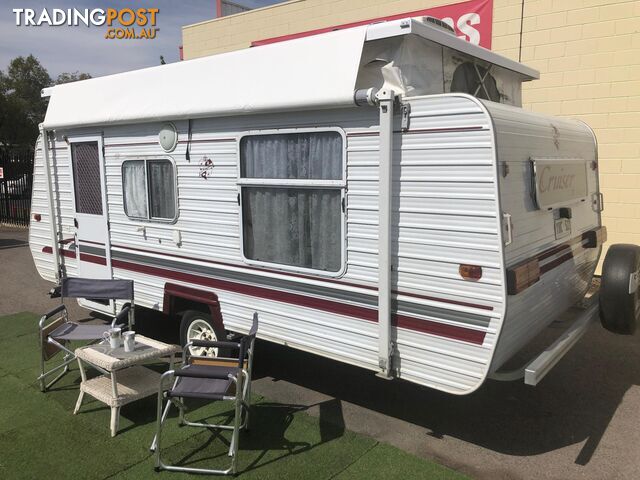 VY-ITEM PB-4 COL-LG-6 COL-XL-4 2DF45244F09369E16EA3F9117CA45157 ROMA SOUTHLINER AUTOMATIC CARAVAN 2006 6-SEATS - photo 2 of 9