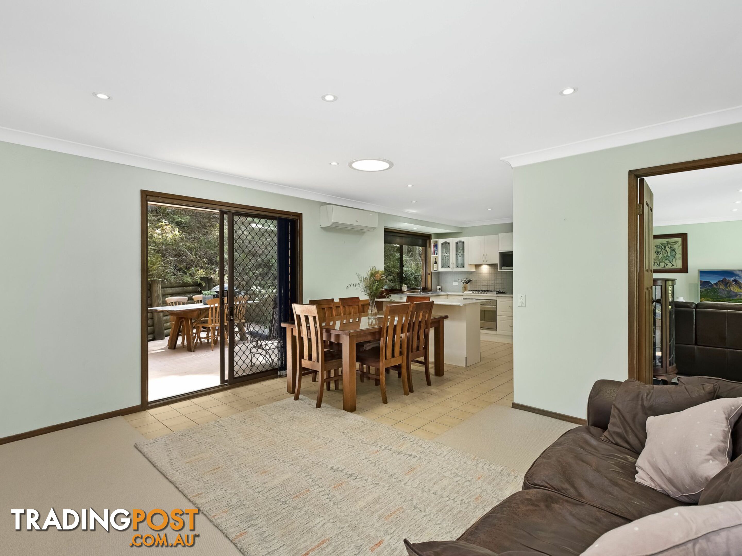 15E Paperbark Close WYOMING NSW 2250