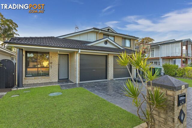 15a Emerald Place BERKELEY VALE NSW 2261