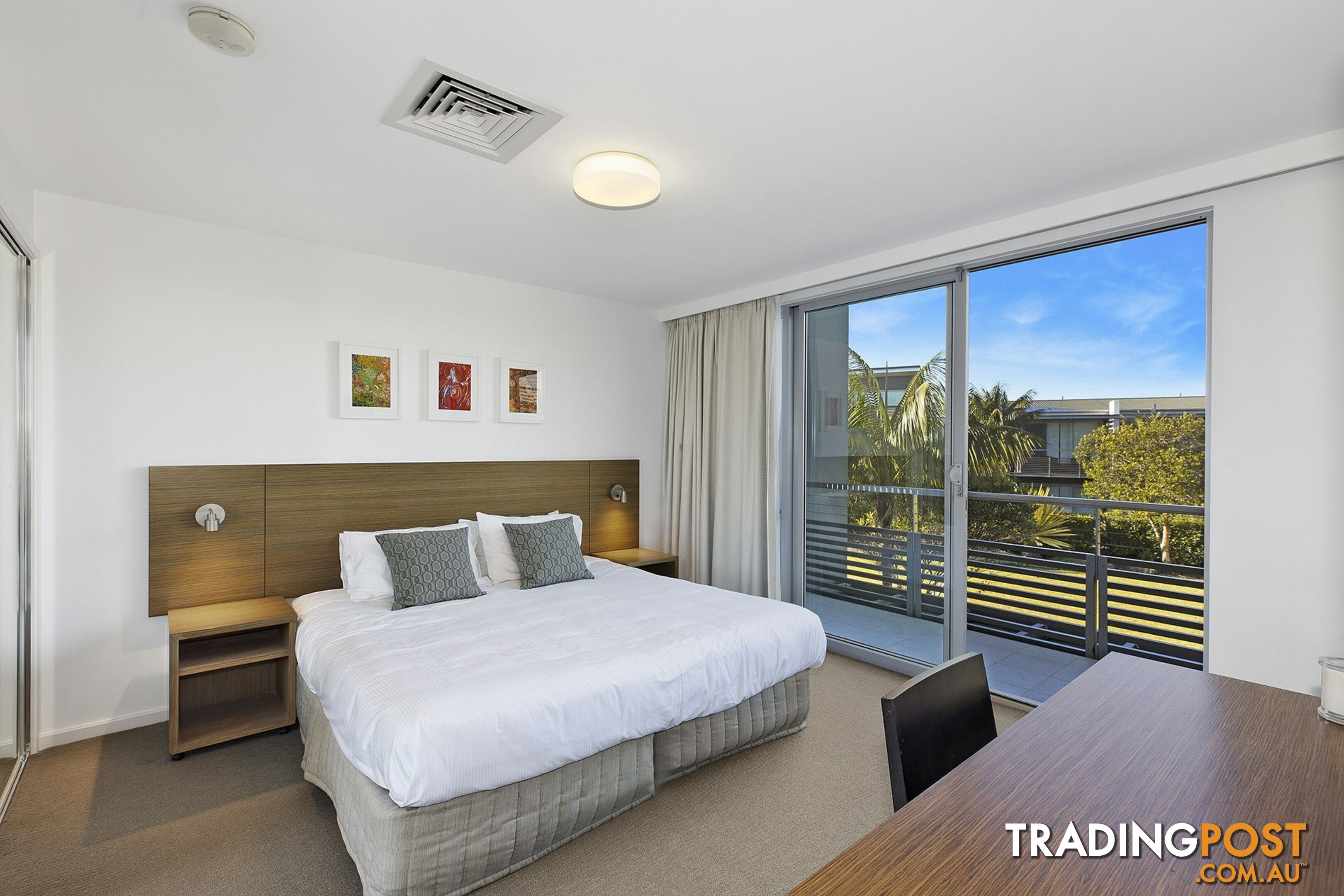 2002-2004 Huntingdale Drive MAGENTA NSW 2261