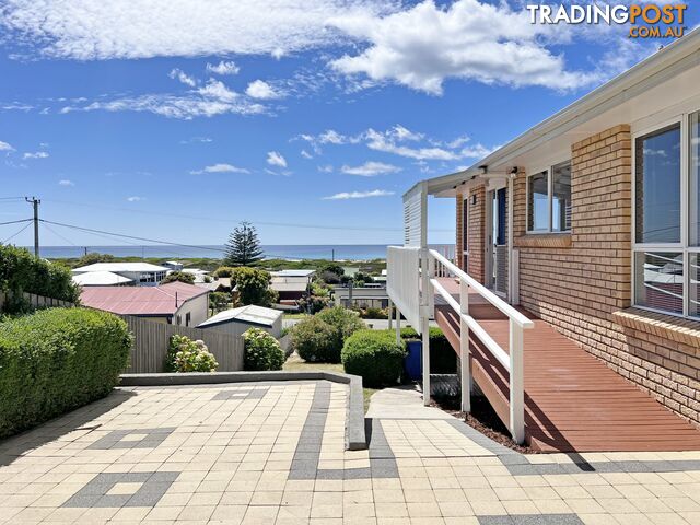 138 Scamander Avenue SCAMANDER TAS 7215