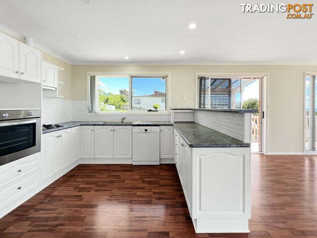 138 Scamander Avenue SCAMANDER TAS 7215