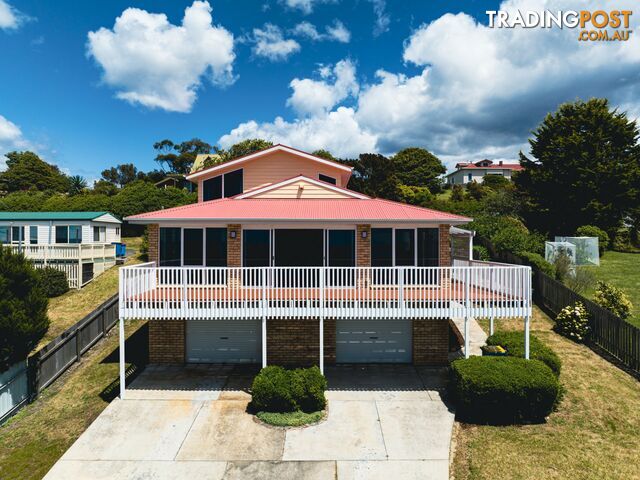 138 Scamander Avenue SCAMANDER TAS 7215