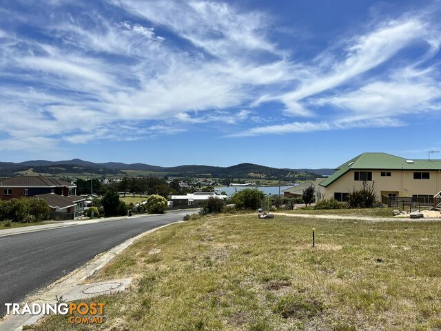 13 Cobrooga Drive ST HELENS TAS 7216