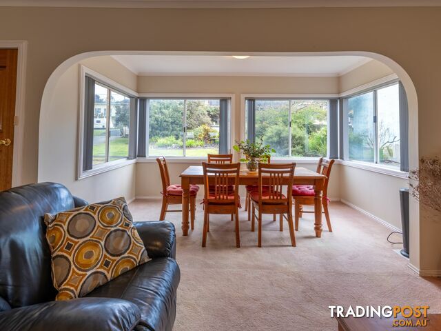 137 Scamander Avenue SCAMANDER TAS 7215 - photo 3 of 25