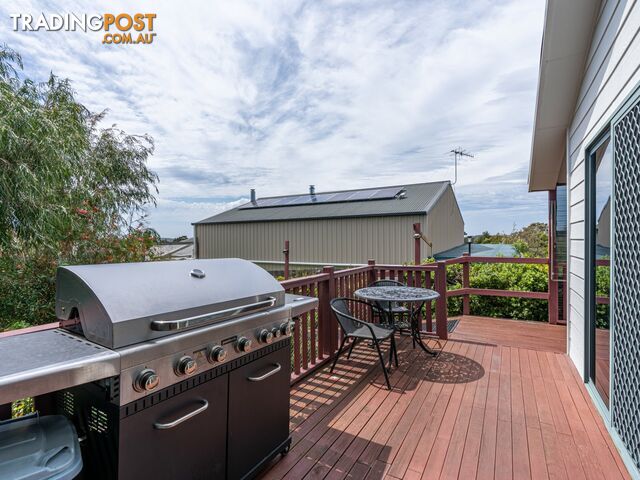 16 Bayvista Rise ST HELENS TAS 7216