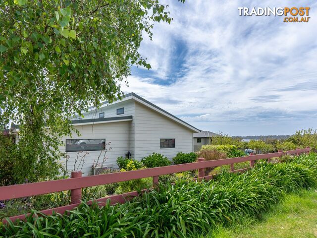 16 Bayvista Rise ST HELENS TAS 7216