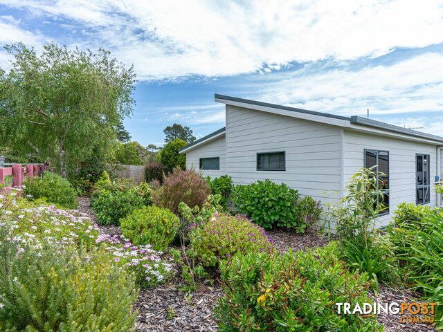 16 Bayvista Rise ST HELENS TAS 7216