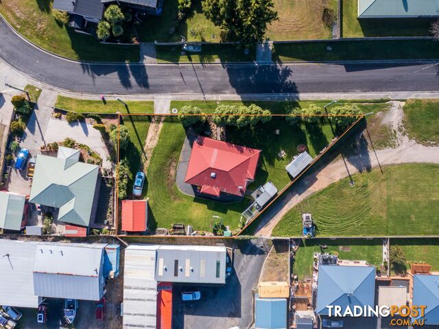 1 Lindsay Parade ST HELENS TAS 7216