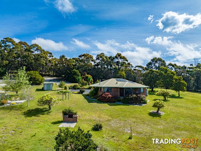 74 Gardens Road BINALONG BAY TAS 7216