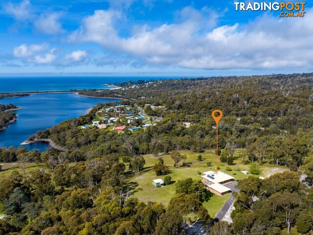 74 Gardens Road BINALONG BAY TAS 7216