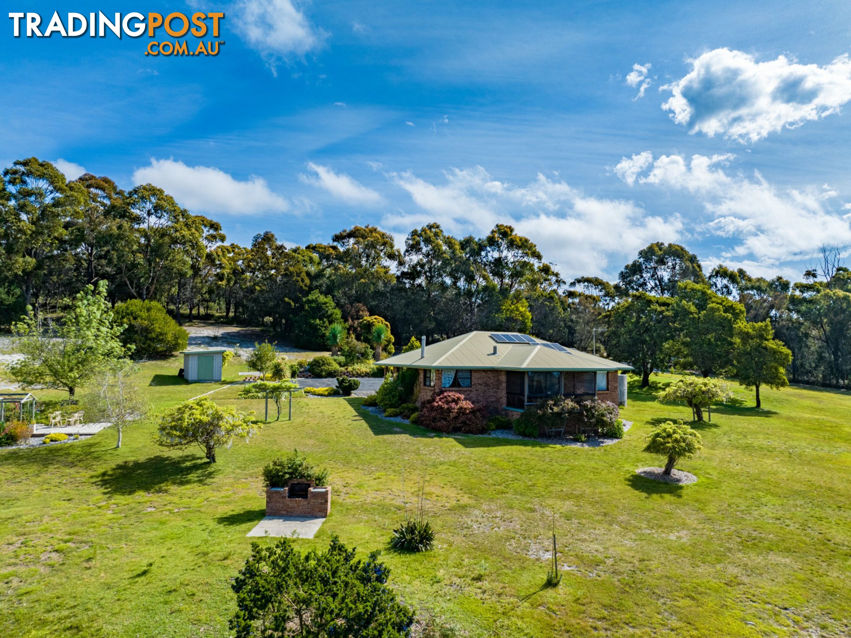 74 Gardens Road BINALONG BAY TAS 7216