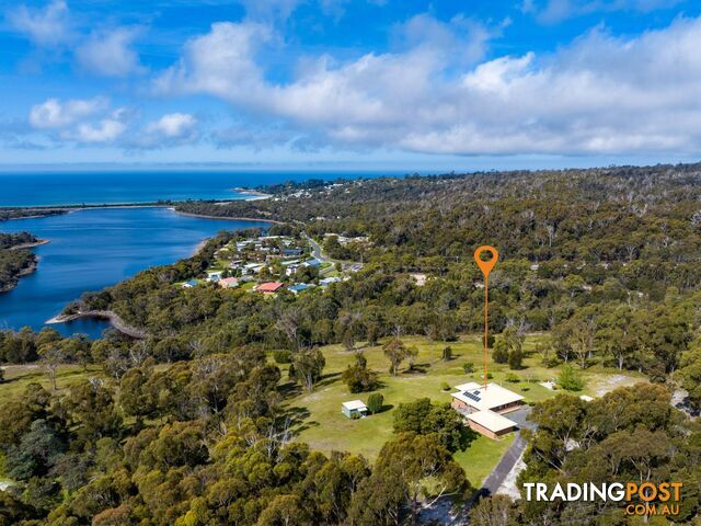 74 Gardens Road BINALONG BAY TAS 7216