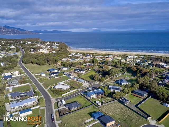 195 Hazard Drive COLES BAY TAS 7215