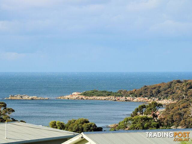 31 Felmingham Street BINALONG BAY TAS 7216