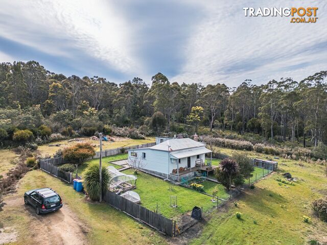 10 Edward Street CORNWALL TAS 7215