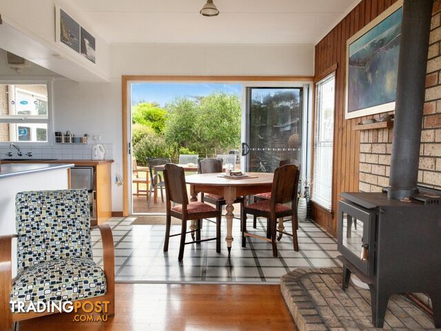 16 Scamander Avenue SCAMANDER TAS 7215