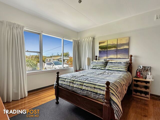 16 Scamander Avenue SCAMANDER TAS 7215