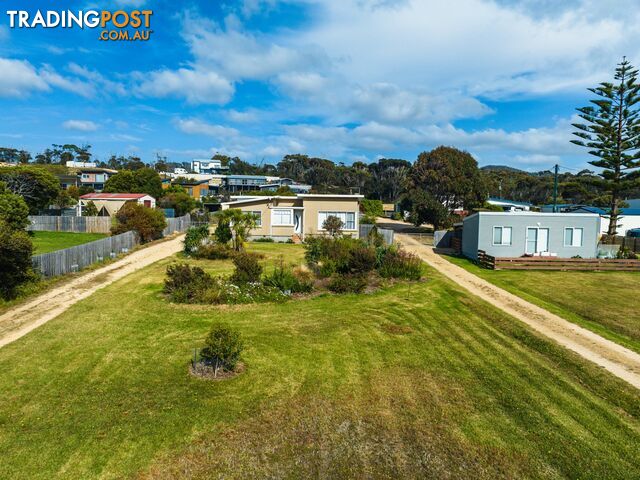 16 Scamander Avenue SCAMANDER TAS 7215