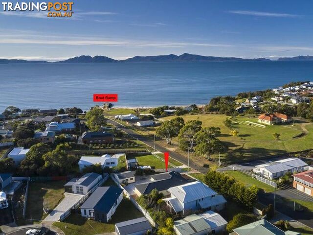 35 Gordon Street SWANSEA TAS 7190