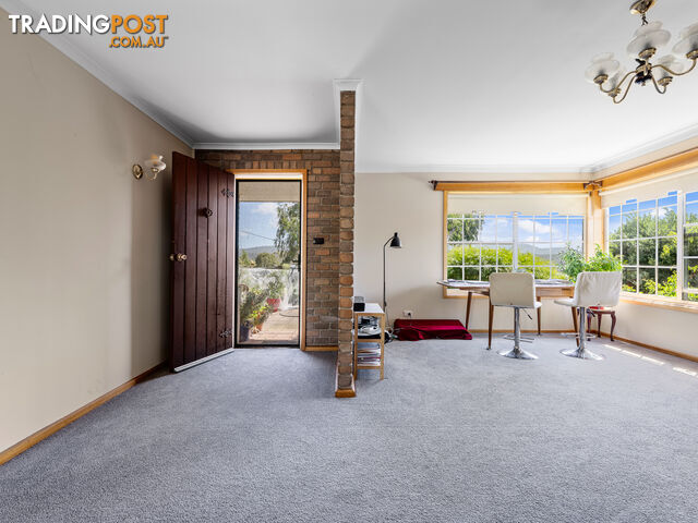 4 King Street BINALONG BAY TAS 7216 - photo 4 of 25