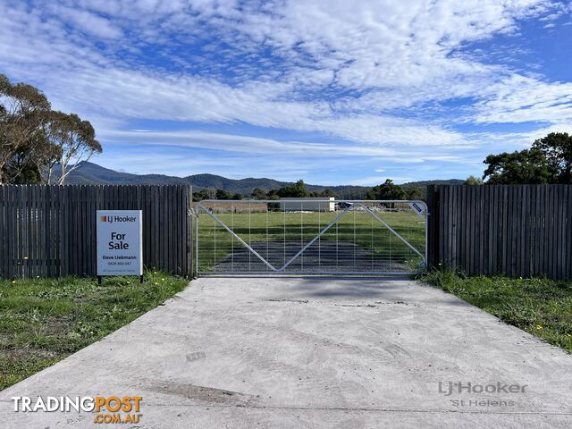 75 Grant Street FALMOUTH TAS 7215 - photo 2 of 13