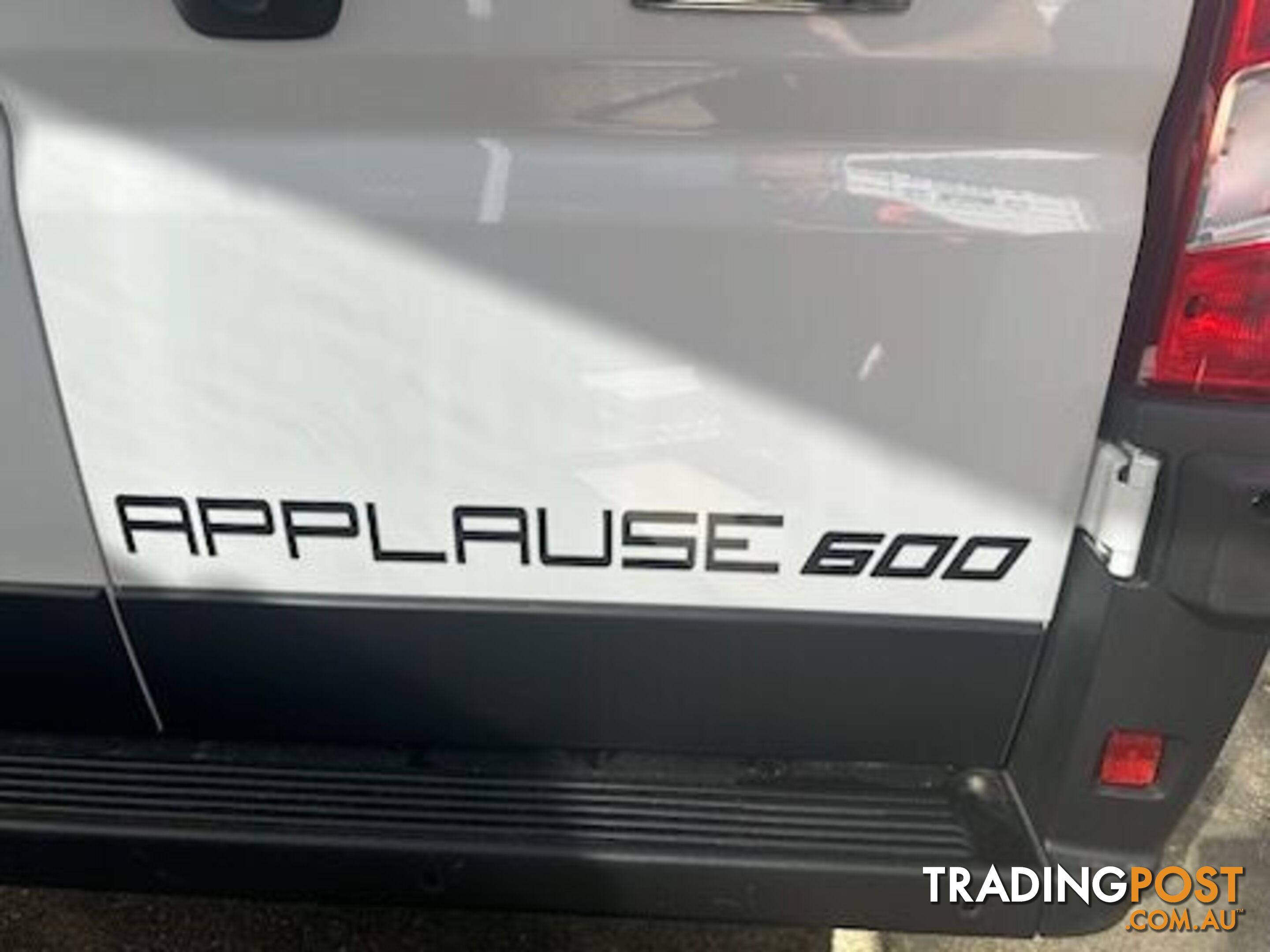 Avan Applause 600-2